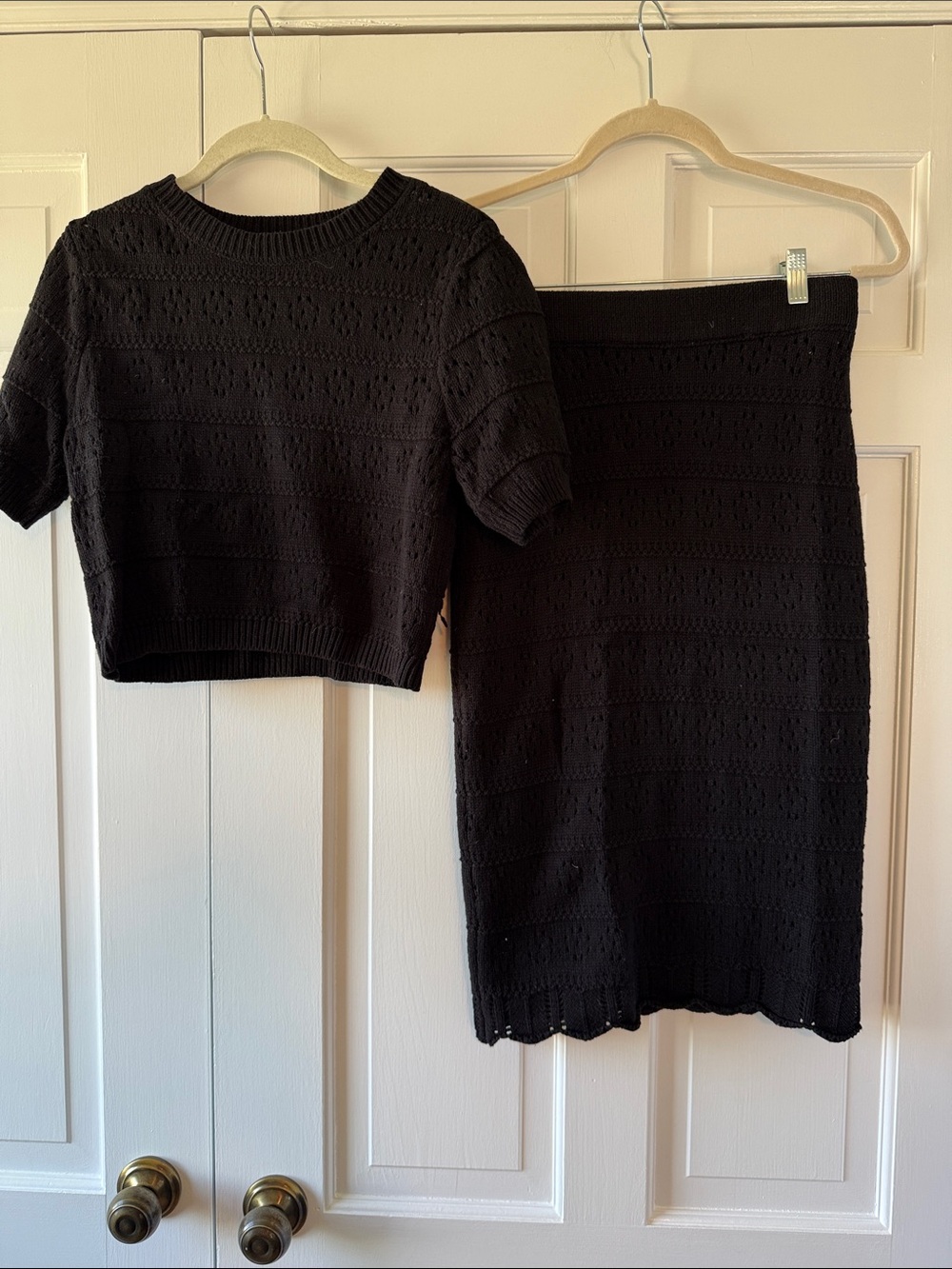 Willow & Wind Black Pointelle Knit Sweater Set Cropped Top Midi Skirt Junior L